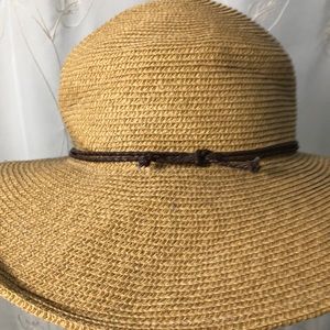 Nine West sun hat